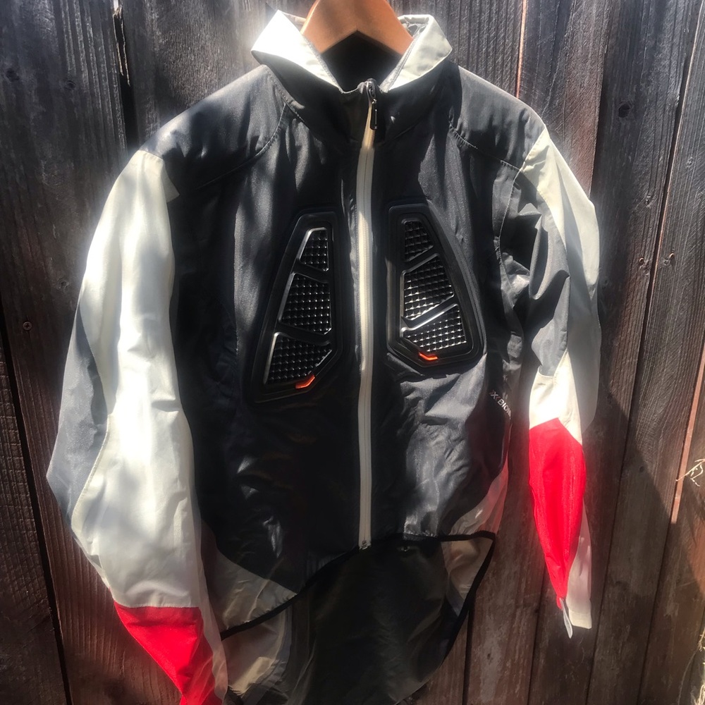 X-BIONIC Sy A.I. MENS Bike Rain Jacket- L